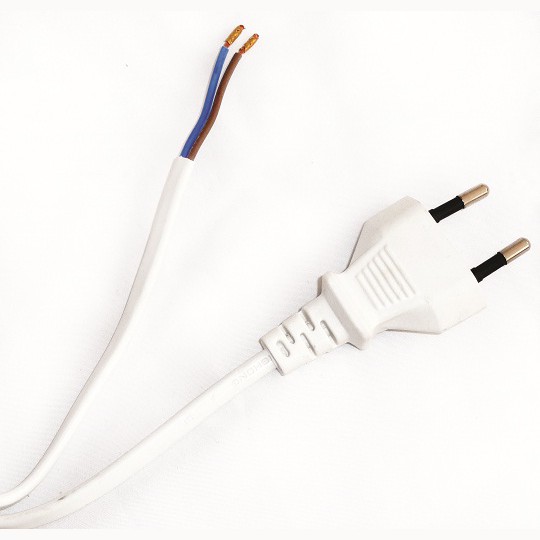 Prenosna Priključnica PM-3X PVC sa kablom 2,5A 250V -575W -bijela M* — slika 1